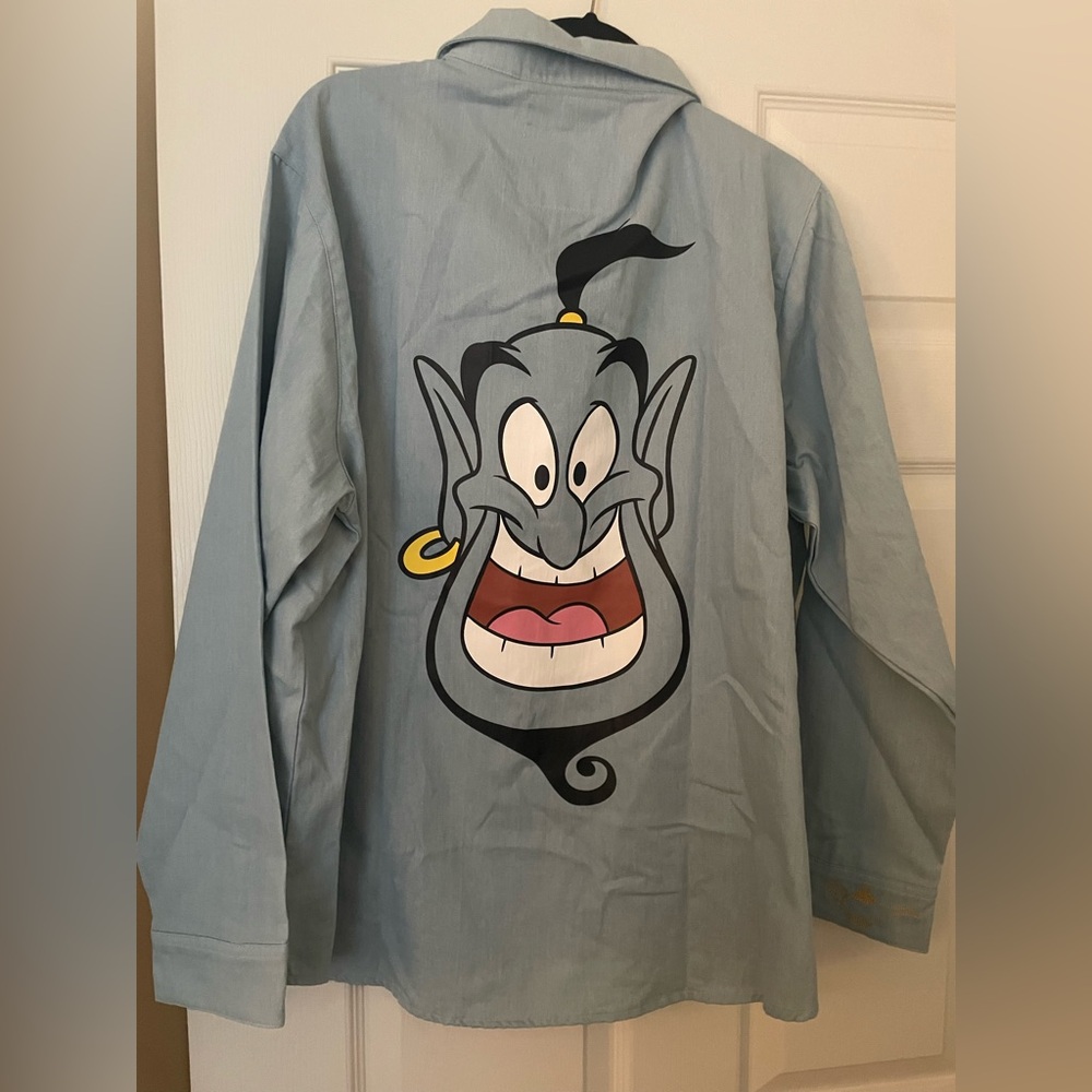 NWT Rare Disney Cakeworthy Aladdin Genie Chambray Denim Button Up